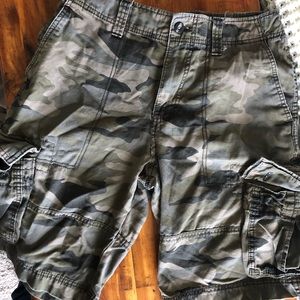 Missimo Camo cargo shorts